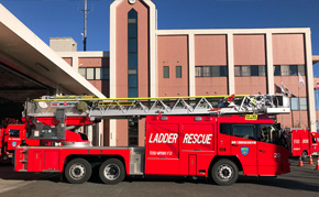 はしご付消防ポンプ自動車（40m級）